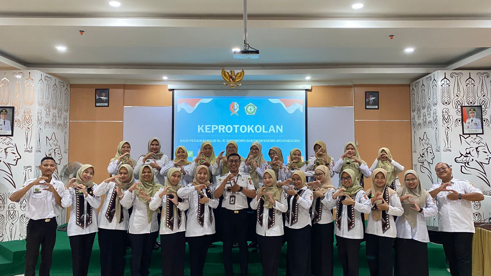 WhatsApp Image 2025-12-04 at 09.58.52