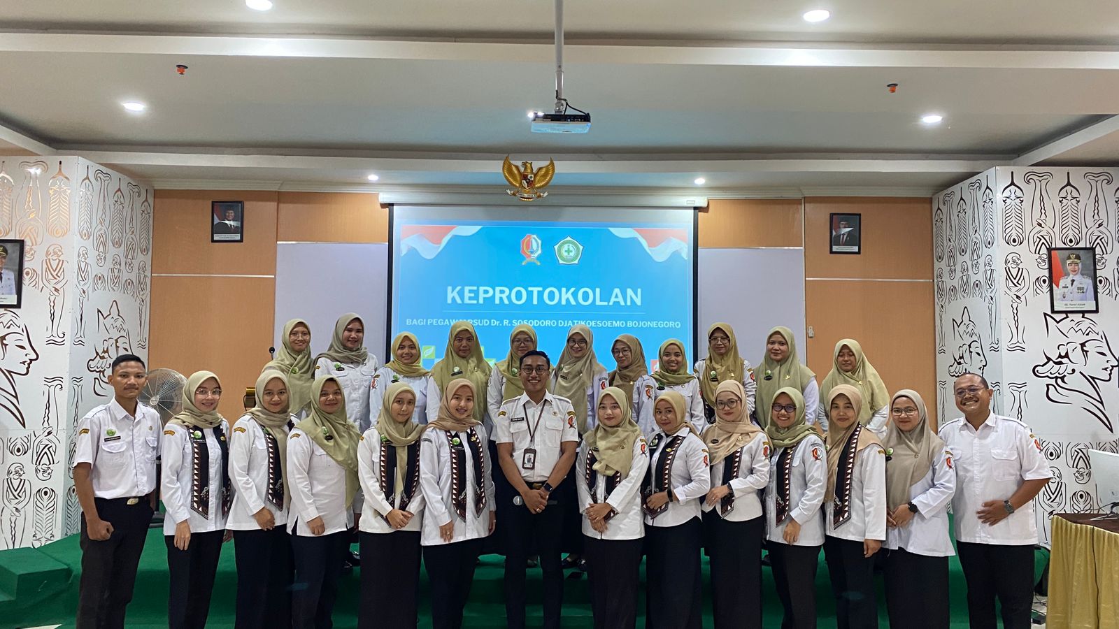 WhatsApp Image 2025-12-04 at 09.58.53